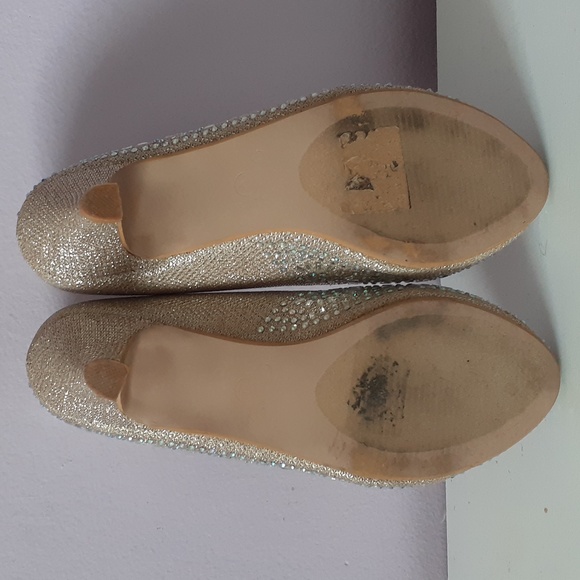 Small Rhinestoned Heels - Picture 4 of 4